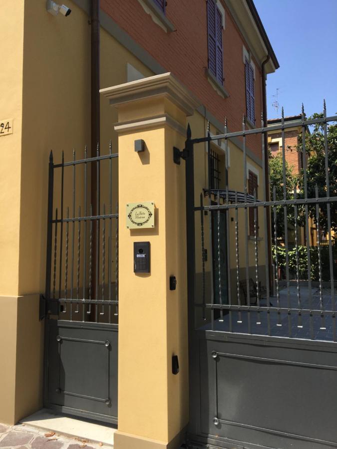 Отель La Bella Modena Centro Экстерьер фото